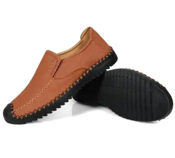 

man Genuine Leather Men Driving Shoes sapato social masculino Breathable Loafers Men's Slip On Casual Shoes Moccasin Boat Shoes