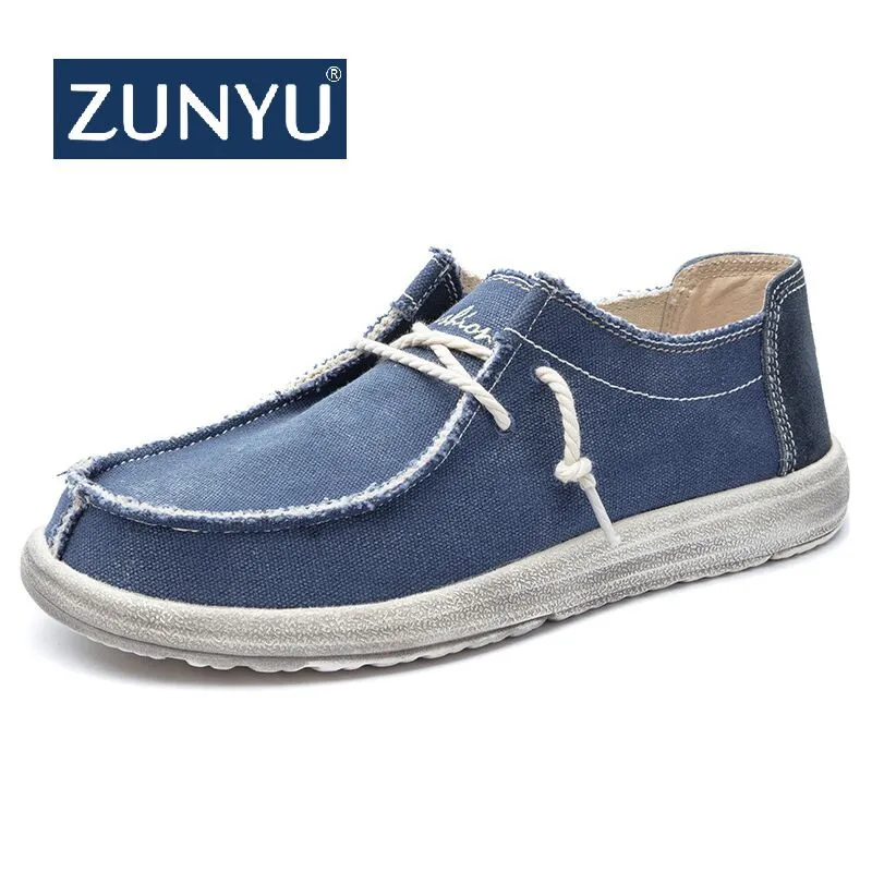 Цена ZUNYU 2019 г. Новая летняя парусиновая Мужская обувь дышащая повседневная обувь для вождения легкая в носке мужская обувь на плоской подошве мяг...