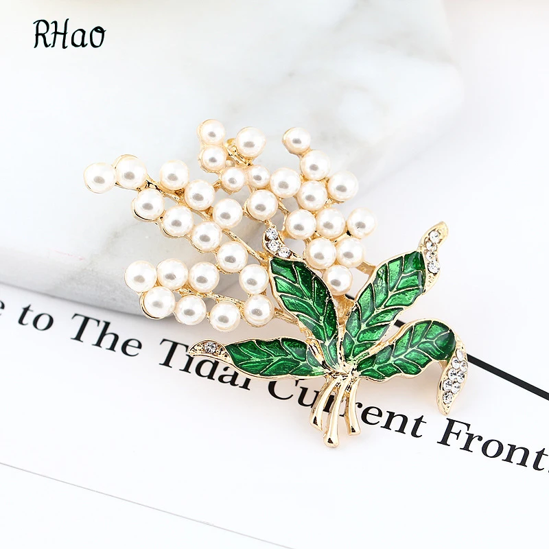 

RHao Women pearl Brooches for wedding and party jewelry dresses Green Enamel pin leaf Small pearl Flowers brooch broches for kid