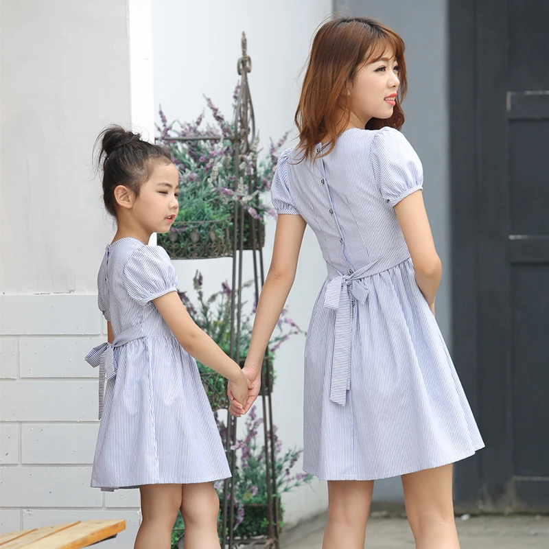 

Back Button Mother Daughter Dresses Family Look Matching Outfits Mommy and Me Clothes Mom and Daughter Dress Clothes Clothing ML