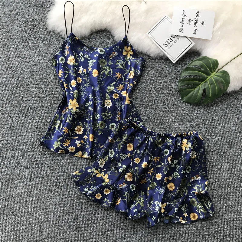 

Lisacmvpnel Spaghetti Strap Sexy Floral Pajama Set Female Printing Rayon Pajamas Shorts Twinset