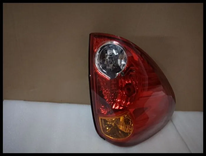 

RQXR LED warning light + brake light + turn signal rear bumper light reflector for Mitsubishi L200 2005