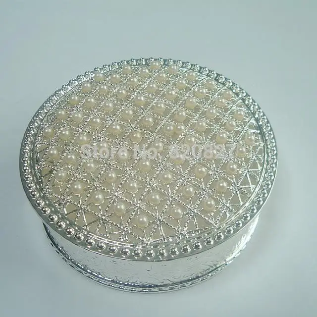 retro vintage wedding decoration round jewelry box metal casket ring boxes for jewellery free shipping