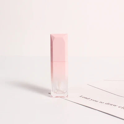5 мл пустая трубка блеска для губ/бутылка пробки блеска для губ градиент розовый бальзам для губ в тюбике пустые бутылки блеска для губ упаковки для макияжа многоразового использования Бутылка - Цвет: Gradient pink