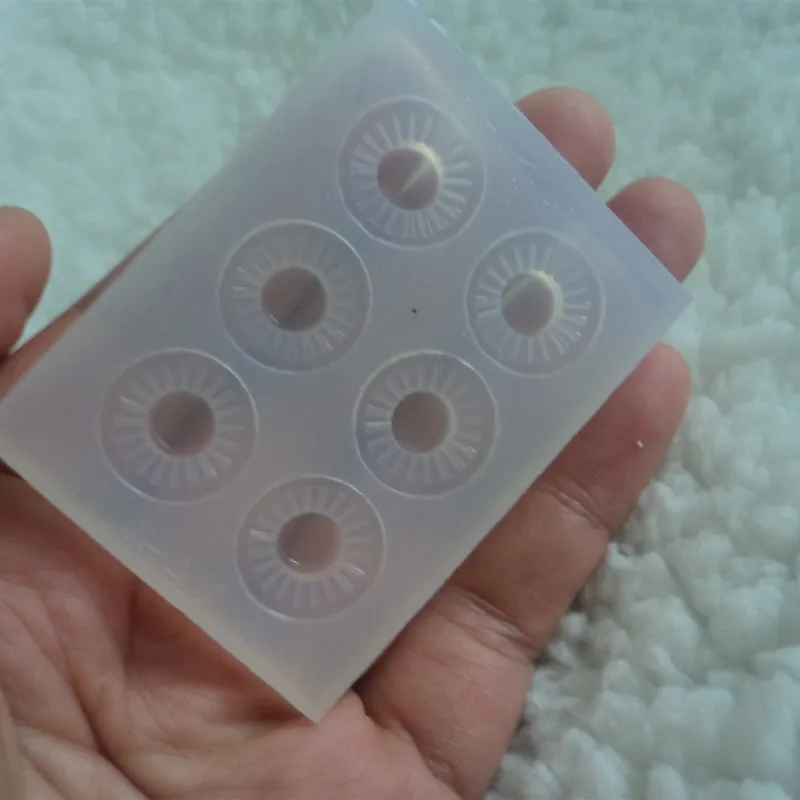 blyth eye mold
