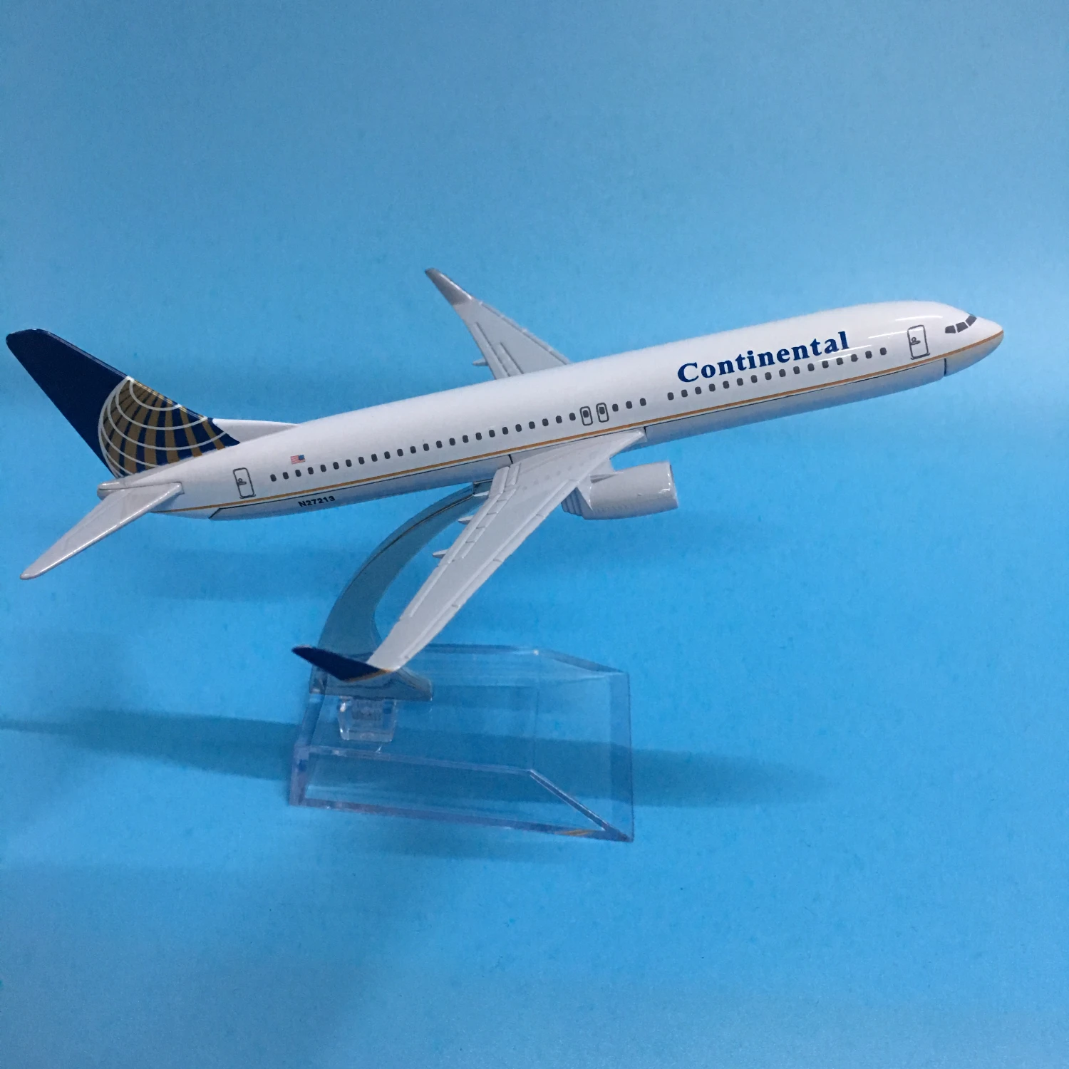 JASON TUTU 16 см Континентальный Boeing B737 800 N27213 модель самолета Модель аэроплана самолет