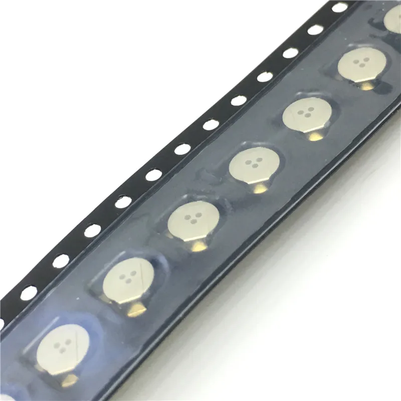 XH414HG-IV01E Supercapacitors 3.3V 0.07F 4.8MM  1.4MM XH414H-IV01E XH414 IV01E Battey New 1 (1)