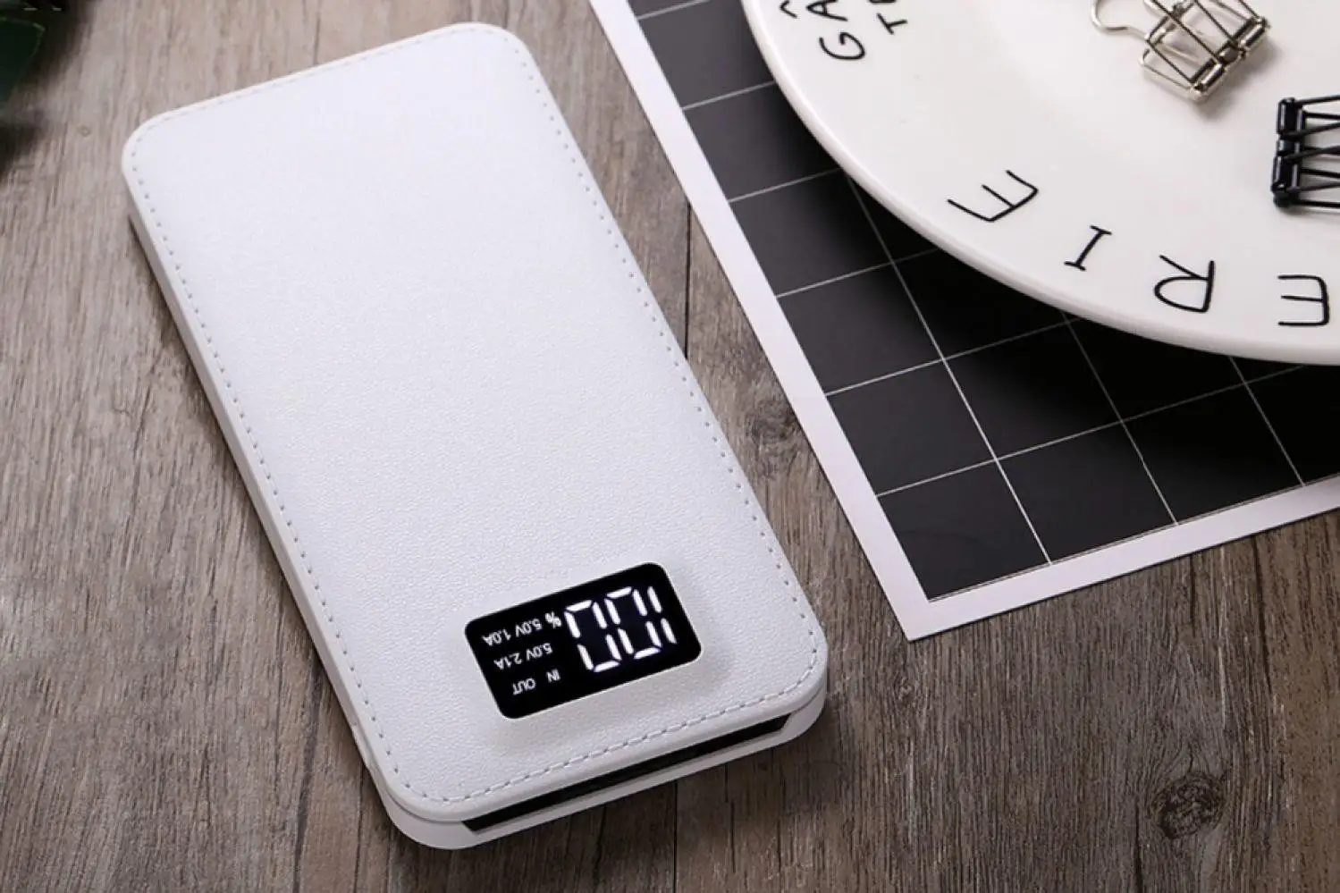 

Power Bank 30000mAh For Xiaomi Mi 2 Fast Charging PowerBank Portable Charger External Battery For iPhone Pover Bank 18650