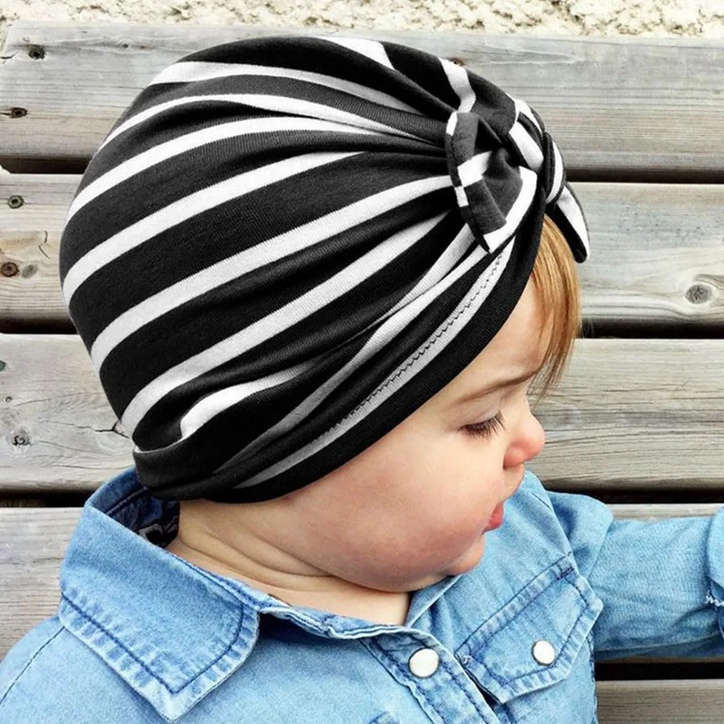 

2019 Explosion models Boys and Girls Europe and the United States New Baby Products autumn and Winter warm children striped Knot