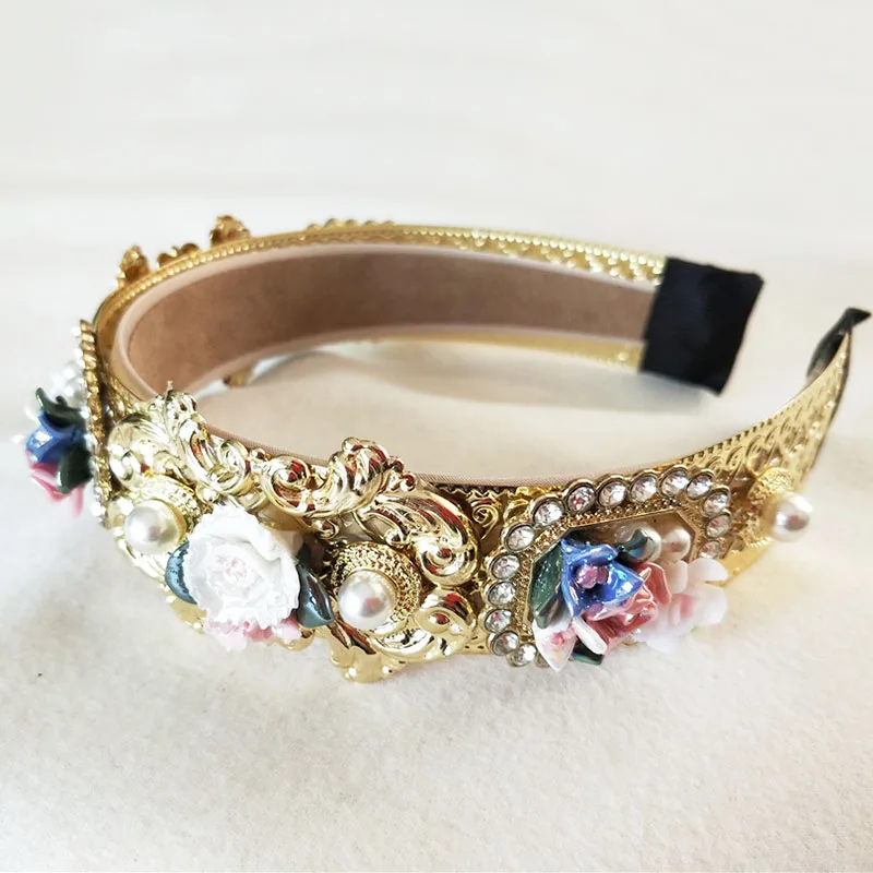 Cena Modne perły Rhinestone Retro pałac barokowy stroik korona luksusowa aksamitna opaska do włosów karta ślubna akcesoria do włosów