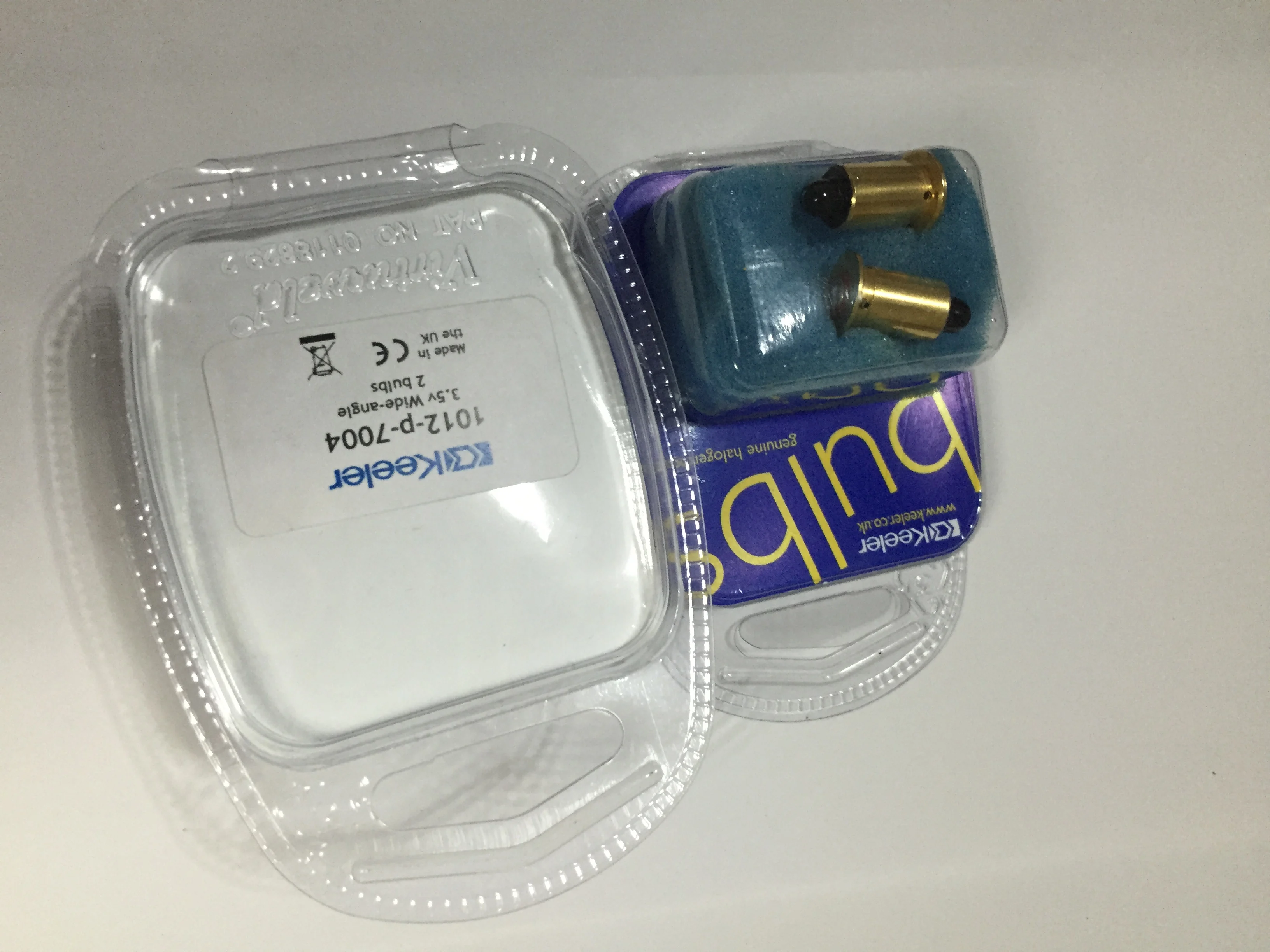 

keeler 1012-p-7004 3.5v wide-angle 2 bulbs This price contains 2bulbs only DHL FREE SHIPPING