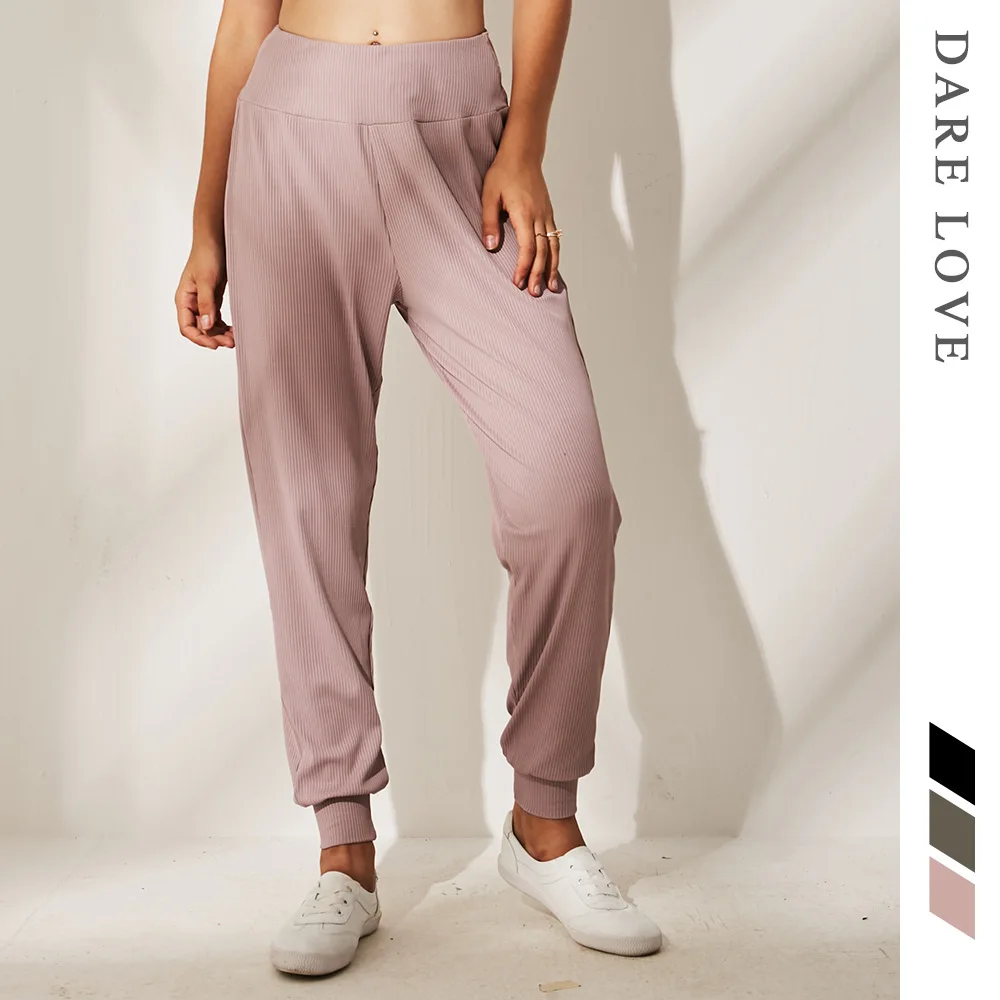 

New Pleated Running Pants Women's Loose Yoga Pants Breathable And Slim Fitness Pants