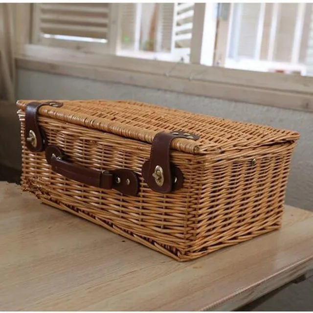 Rattan Wicker picnic basket set for 2 persons Fashion Classic outdoor picnic basket with lid