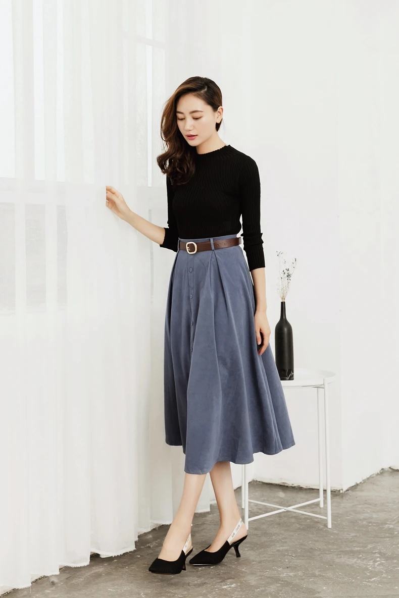 woman skirt