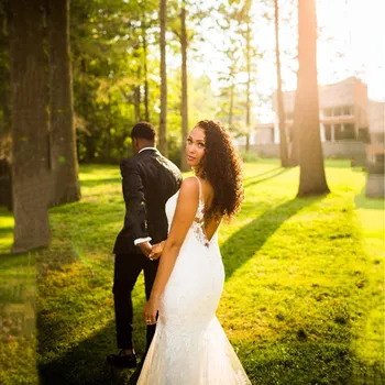 

2019 Romantic Mermaid Wedding Dresses Spagetti Straps Lace Appliques Bridal Gowns Backless Country Wedding Gown Vestido de Noiva