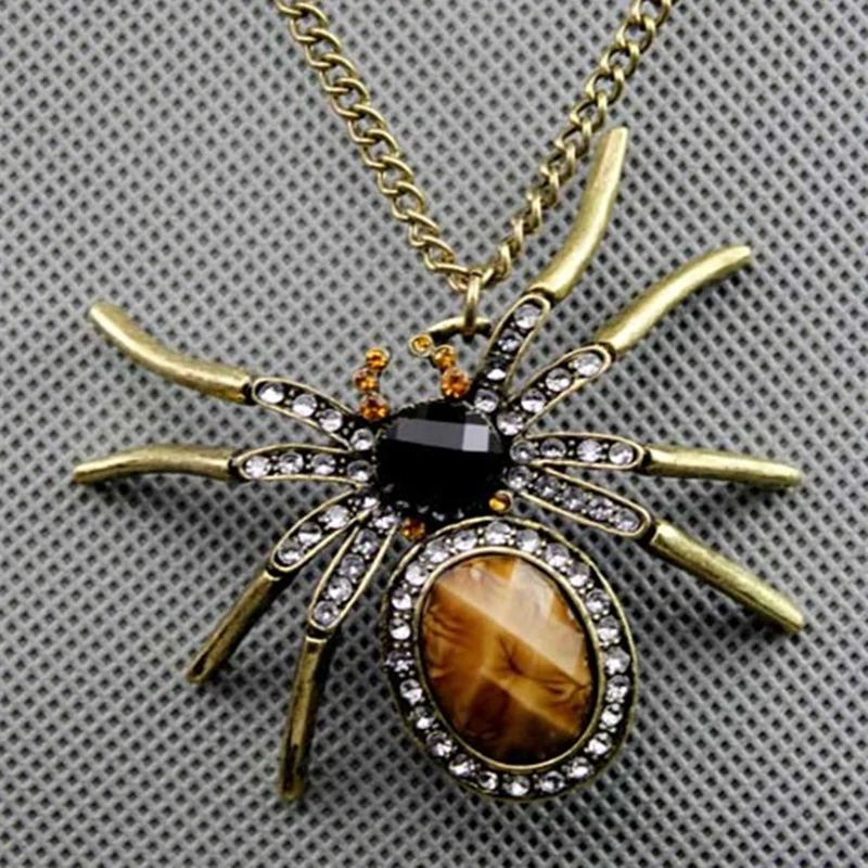 

Hot Deal Retro Punk Spider Necklace Crystal Fashion PersonalizedSweater Chain Necklace Gift Wholesales