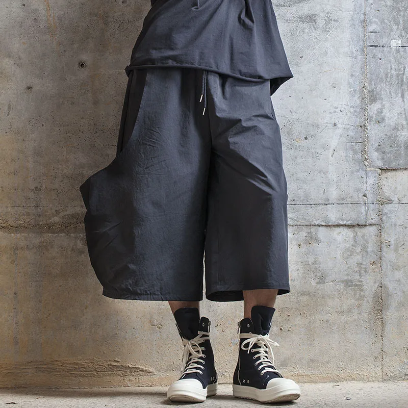 

Men Casual Dark Black Pants Japan Harajuku Street Loose Wide Leg Pants Male Punk Gothic Harem Trousers