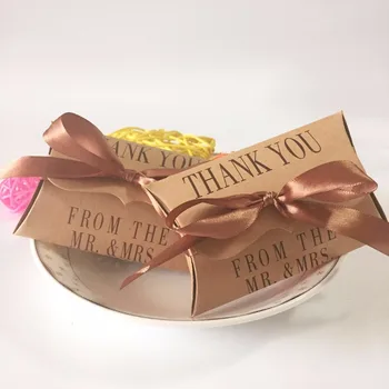 

50pcs DIY Mr&Mrs Thank You Kraft Pillow Shape Wedding Favor Gift Bag Candy Box With Ribbons Vintage Wedding Party Christmas Gift