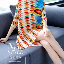 Лидер продаж, Новое поступление, Модный женский топ с оборками, летняя футболка с принтом три цвета