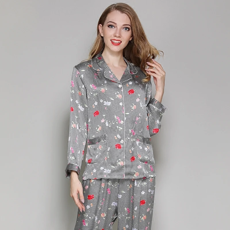 Womens Silk Pajamas Sets 2019Woman Plaid Full Sleeve Pants Silk Nightgown Lady100 Silk Satin