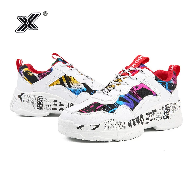 

New Fashion Graffiti Painted Platform Women Sneakers Trainers Couple Shoes Size 43 Autumn Comfortable Canvas Women Shoes Casual