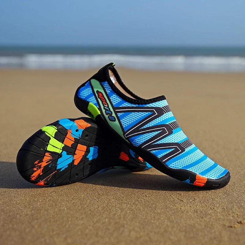 Sapatos de natação