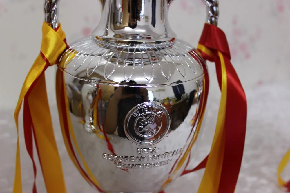 

European Championship 25cm Silver Plated Resin Soccer Pierre Delaunay Cup Trophy Cup Football Souvenirs