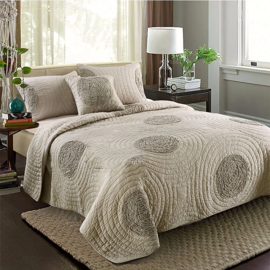 US $207.79 Embroidered Summer Quilts Sets 100 Cotton Quilted Quilt With Two Pillowcase Queen Size 3pieces Bedding Set
