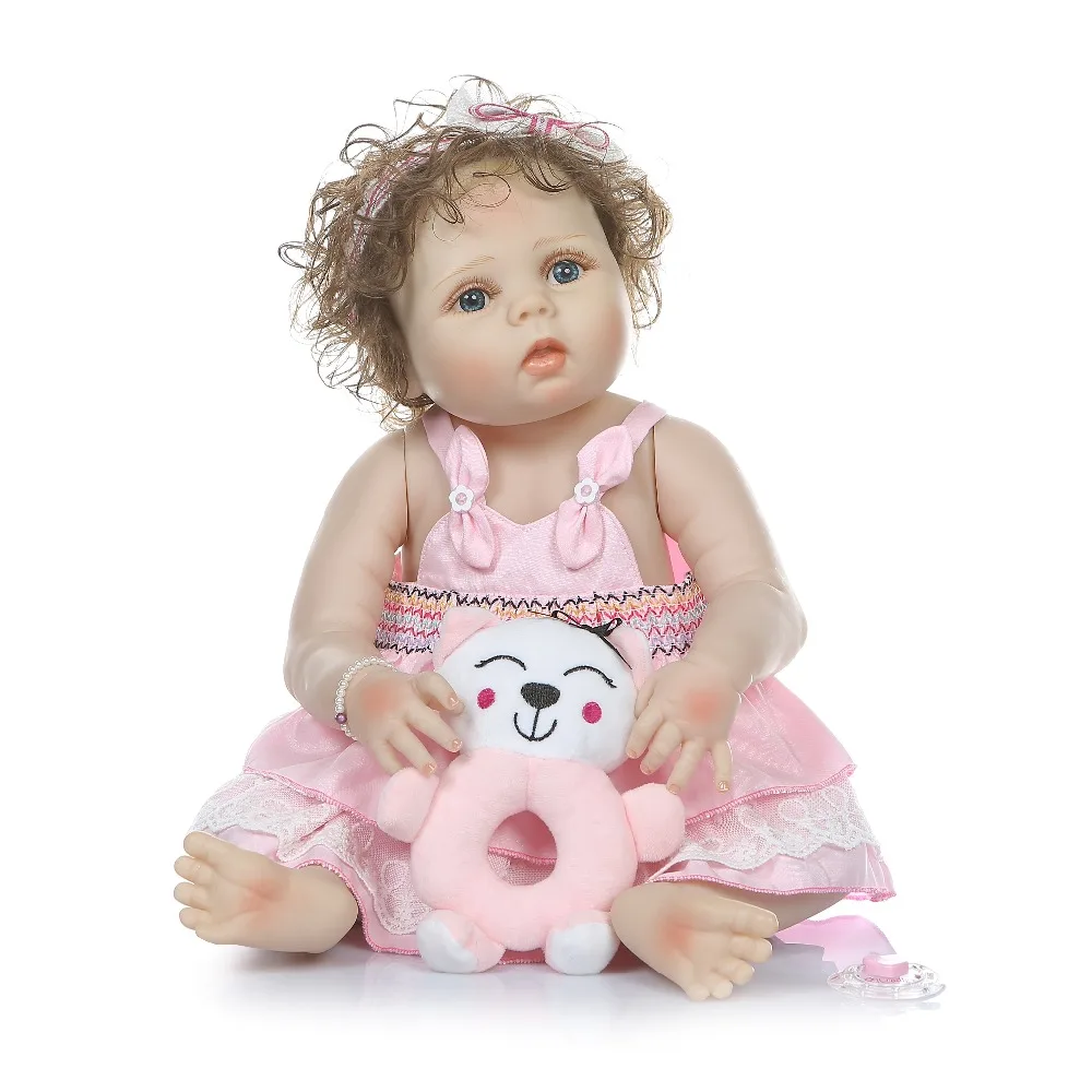 NPKCOLLECTION 56 см полный корпус slicone reborn baby doll девочка bebe Кукла reborn Ванна игрушка ручной корни вьющиеся волосы Анатомически правильные