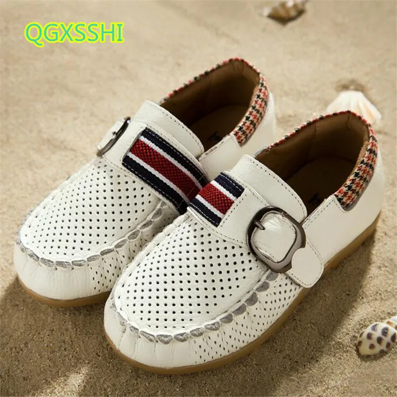 

QGXSSHI Genuine Leather Children shoes 2017 Spring Summer casual kids peas Student Breathable shoes boys soft bottom sandals