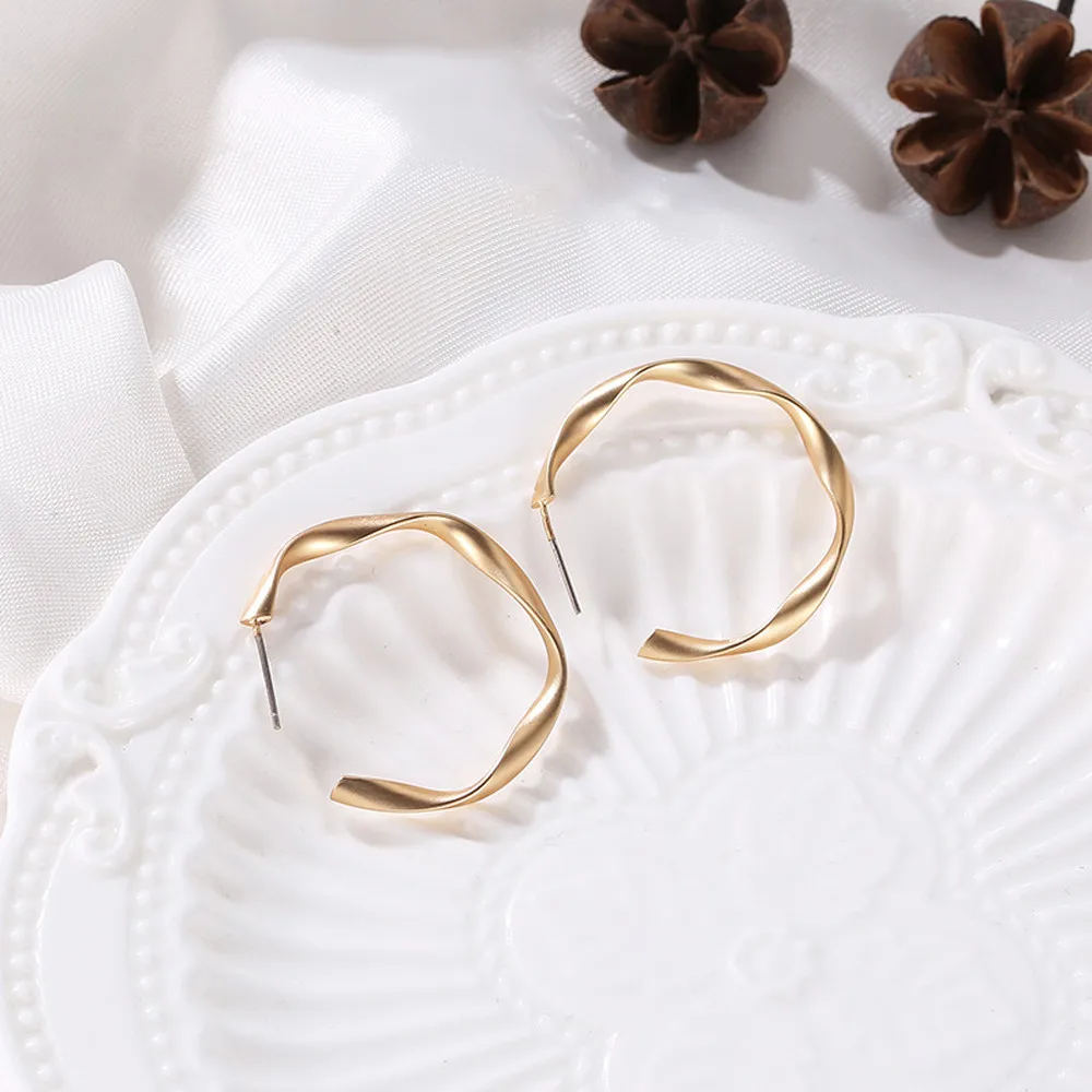 

Punk Rock Minimalist Geometric Distortion Gold Alloy Round Circle Hoop Geometric twist Earrings