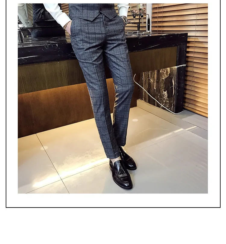 Men's plaid suit