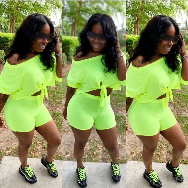 

2019 Women Off Shoulder Top And High Waist Shorts Two Piece Set 2019 New Solid Tie Up Summer Suits Tracksuit Casual Outfit