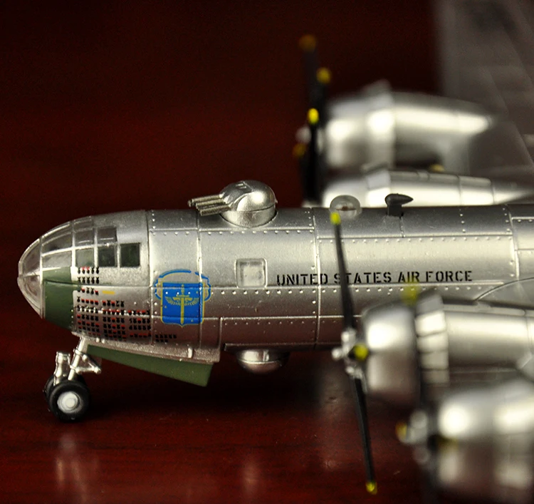 1:144 Американский B29 бомбардировщик самолет Второй мировой войны США B 29 модель