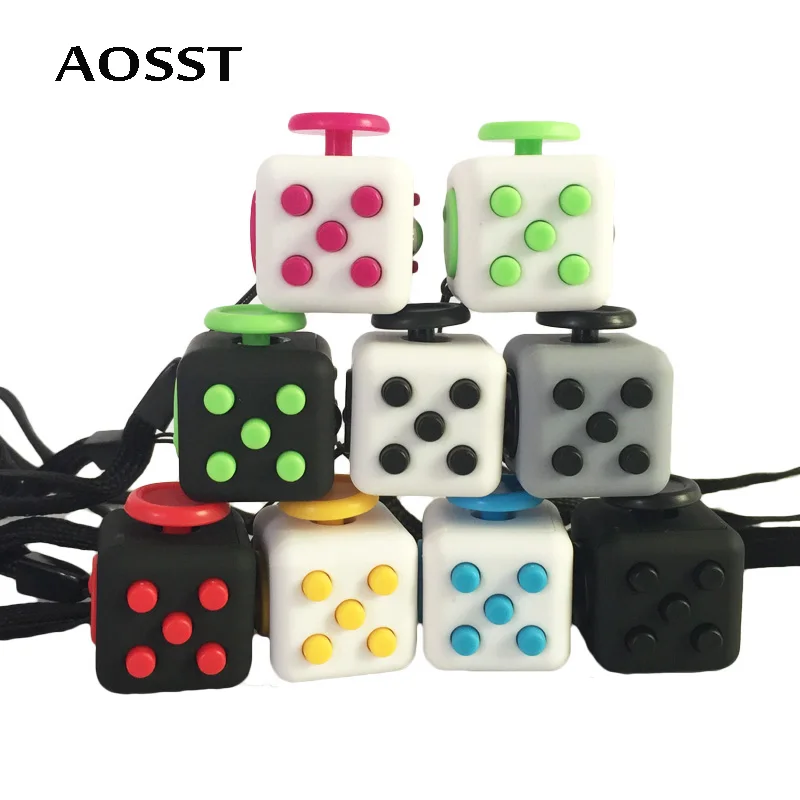AOSST Горячие Мини продажа Непоседа Cube 11 Цветов Стол Палец игрушка Брелок Squeeze Fun