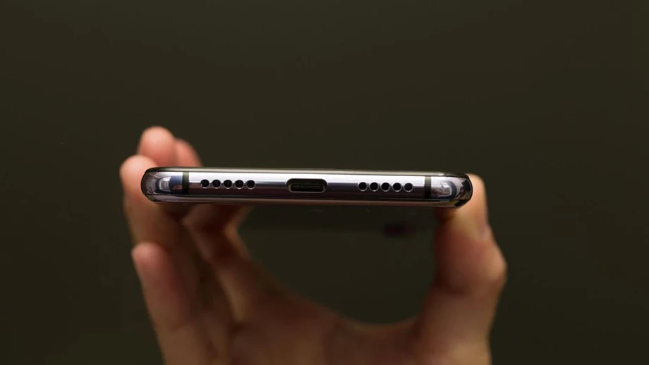 Новый оригинальный смартфон Huawei P20 full Netcom ультратонкая память 6 ГБ + 128 полный