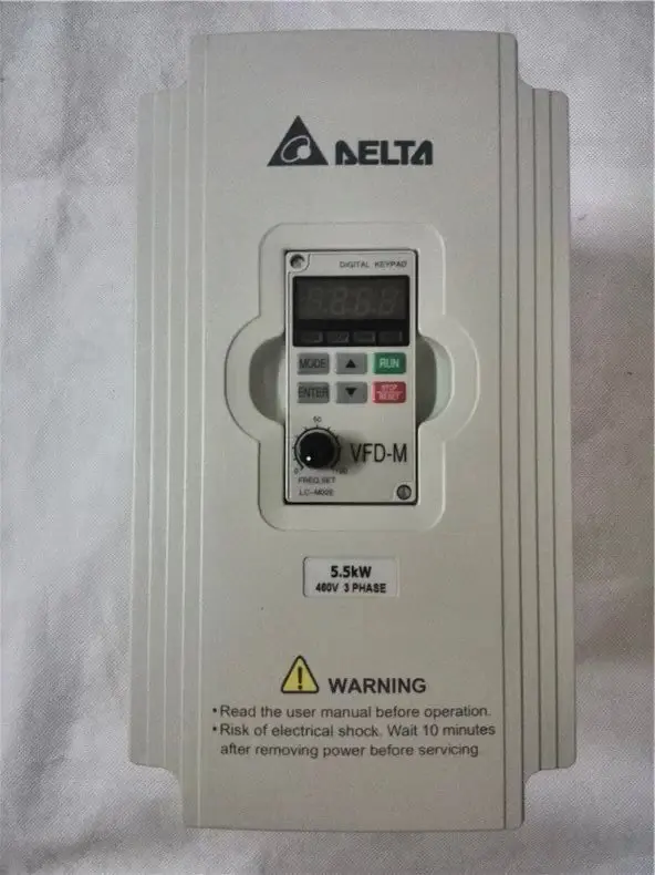 VFD055M43A DELTA VFD-M VFD Inverter Frequency converter 5.5kw 7.5HP 3PHASE 380V 400HZ for Small processing machinery