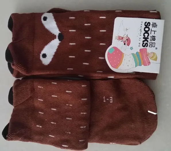 Носки для девочек с 3D изображением лисы Нескользящие Детские носки для мальчиков хлопковые нескользящие носки для девочек, милые детские гольфы с лисой и девочками - Цвет: Коричневый