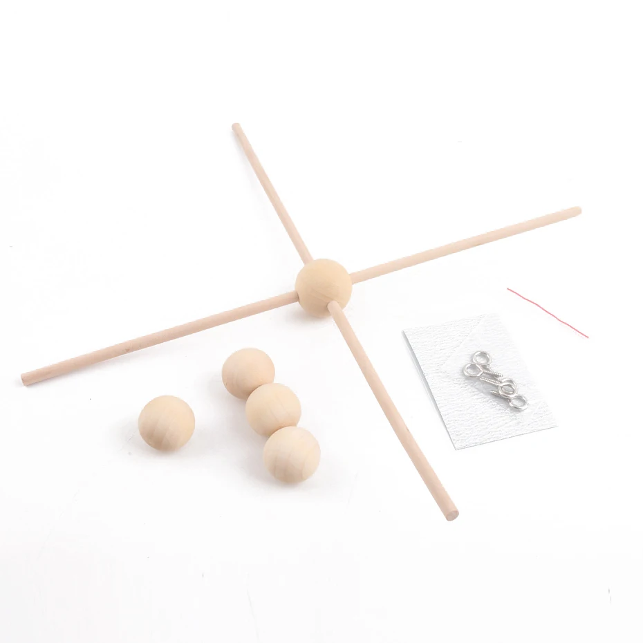 Goede 5set Food Grade Ronde Hout Mobiele Baby Hanger Bed Baby DIY Ambachten Frame Ondersteuning Mobiele Natuurlijke Houten Handgemaakte Pasgeboren speelgoed