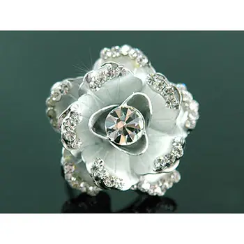 

Peacock Star 3D Rose Clear White, Blue, Red Ring use Austrian Crystal - CSR044