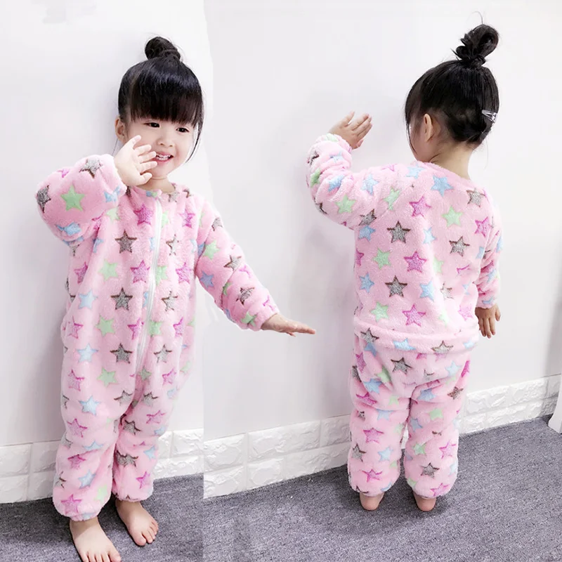 Зимние пижамы для маленьких девочек; пижама с принтом звезды для малышей; Теплая Бархатная одежда; детские пижамы; комбинезоны