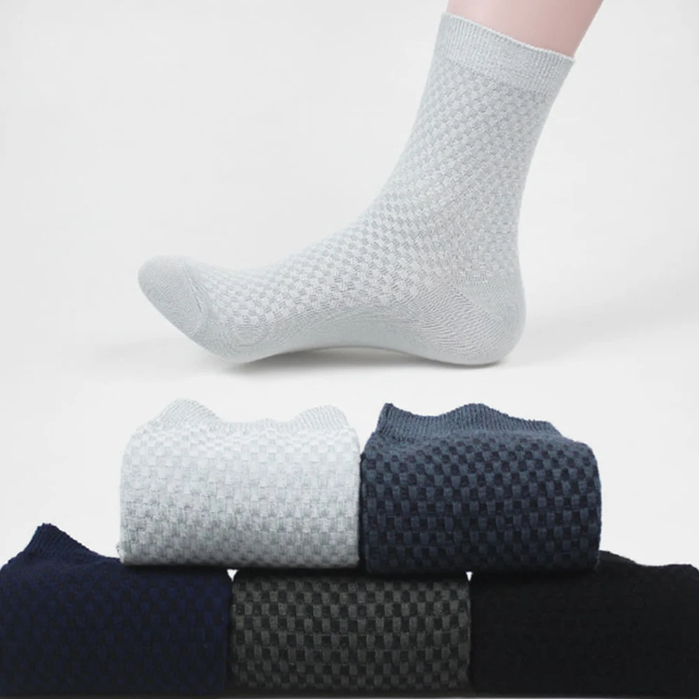 

YJSFG HOUSE Fashion Men Socks Bamboo Crew Fiber Socks Casual Business Male Antibacterial Deodorant Breathable Socks Solid Color