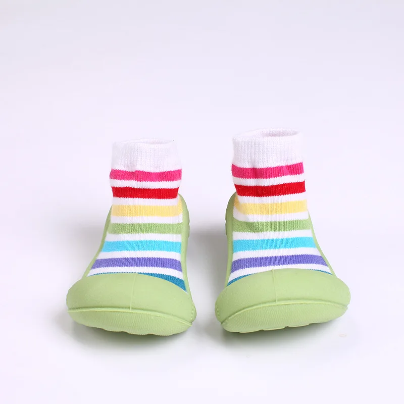 Детские носки с резиновыми подошвами Удобные дышащие носки Радужные полосатые детские туфли с мягкими резиновыми подошвами Y07R - Цвет: baby socks A