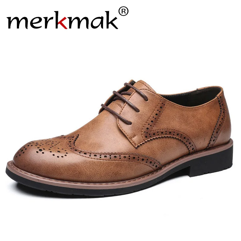 melhor Merkmak 2018 Novos Homens Se Vestem Sapatos de Casamento Genuíno Sapatos De Couro Retro Brogue Formal Escritório de Negócios dos homens Flats Oxfords Para homens
