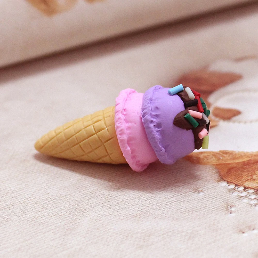 Лепим мороженое из пластилина. Как слепить мороженое. Мороженка из пластилина. Мороженое из воздушного пластилина. Мороженое из пластилина для детей.