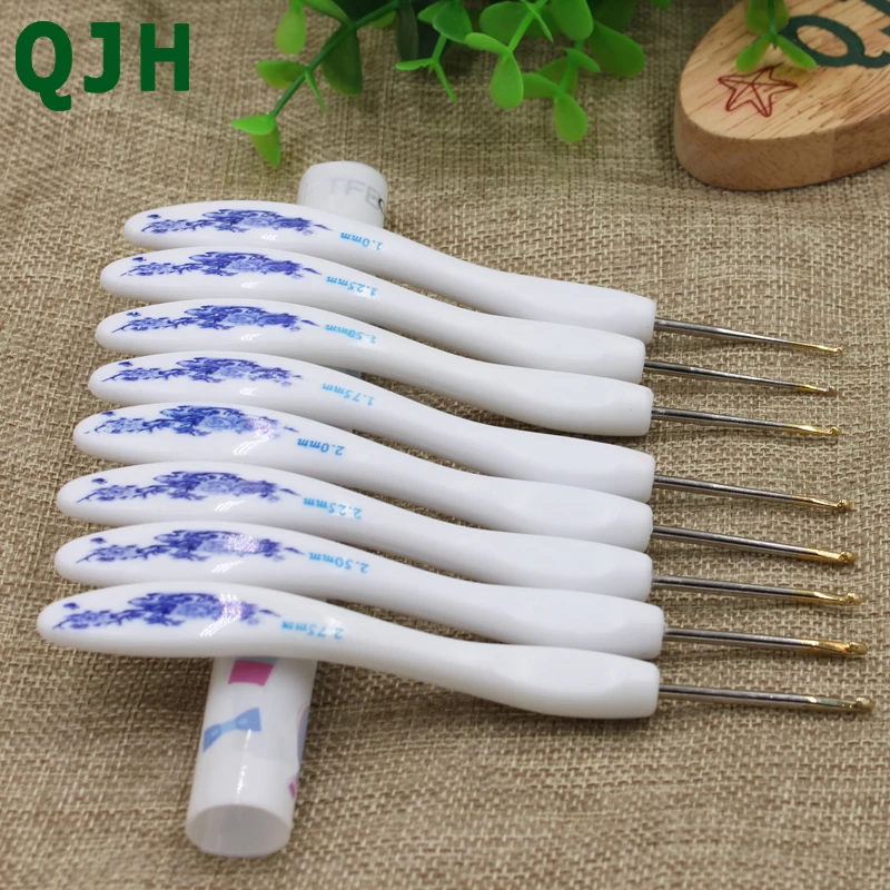 QJH брендовые Алюминиевые крючки для вязания крючком с пластиковой ручкой, набор эргономичных вязальных спиц для шитья, рукоделия