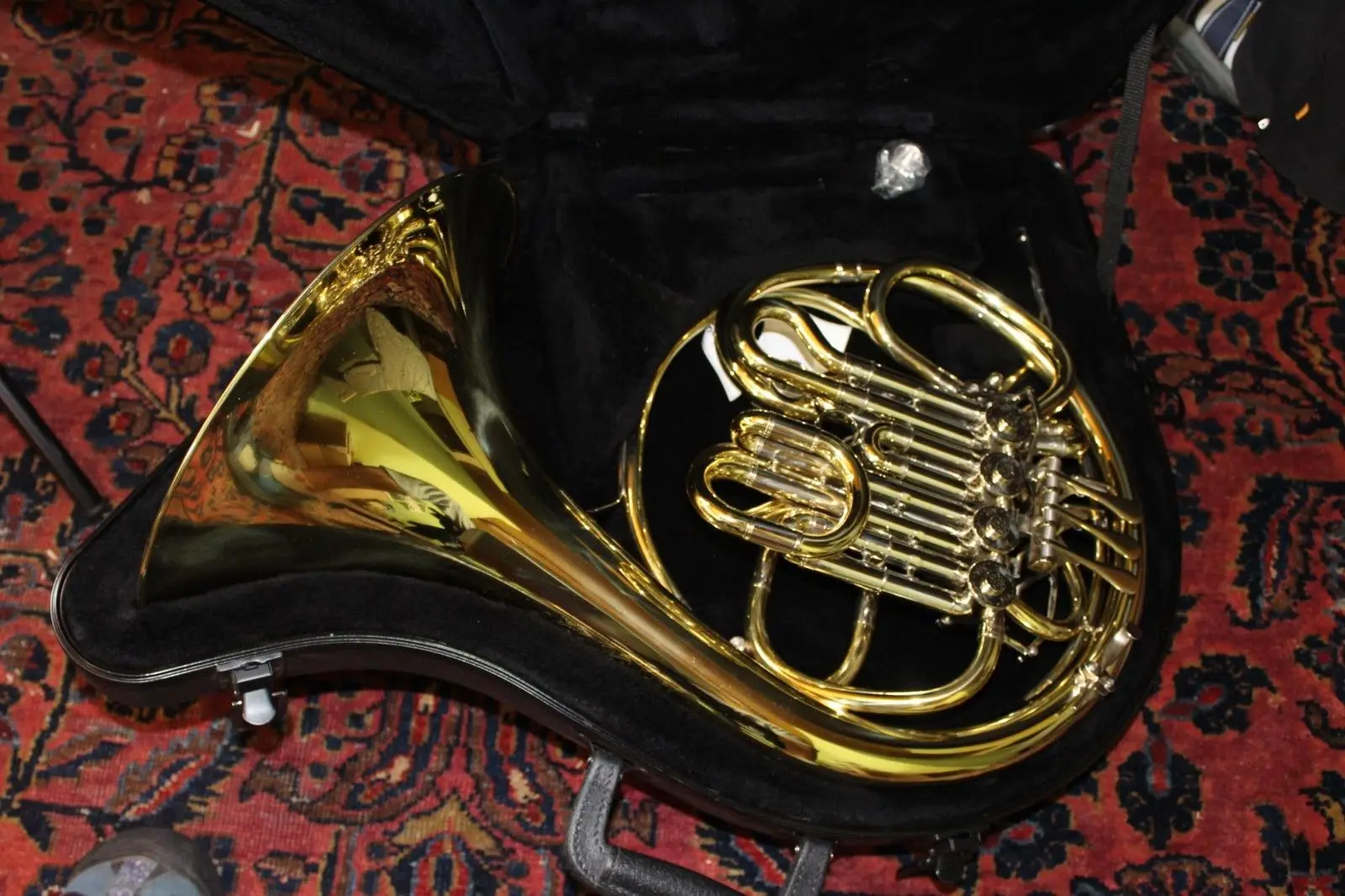 Conn 12D Full Double Descant French Horn in Bb and F Alto MINT