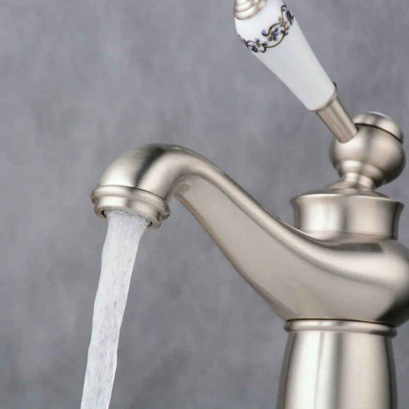 SRJ Basin Bathroom Faucet Cold And Hot Water Brass Mixer Tap Deck Mounted Single Handle Bath Antique Sinks Faucet 