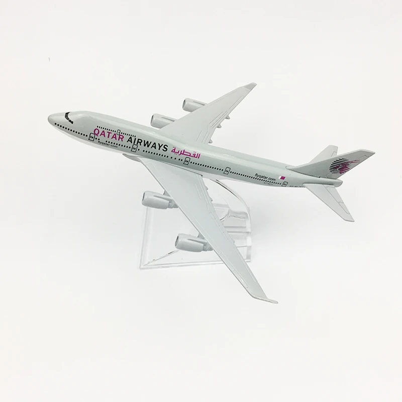 JASON TUTU 20cm Plane Model Airplane Model QATAR Airbus A380 Aircraft Model 1:200 Diecast Metal Airplanes Plane Toy Gift - Цвет: 16CM B747 MX29