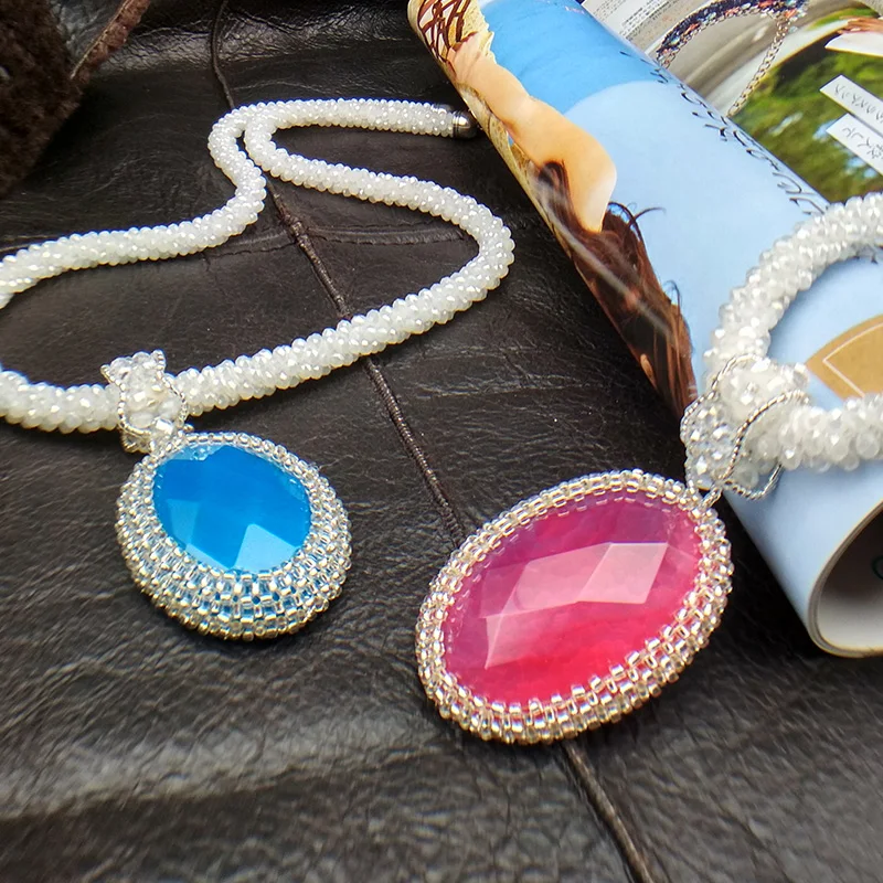 

Original handmade vintage strand woman necklace big Oval crystal pendant female party dinner Jewelry crystal bowtie accessories